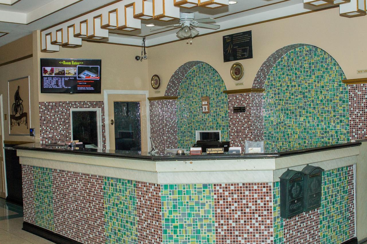 Regency Suites Hotel Georgetown Exterior foto